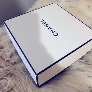 Black and white Chanel box